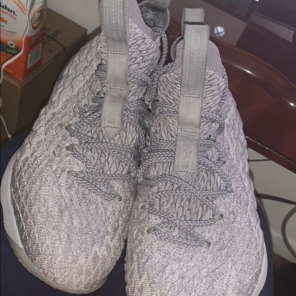 lebron 15’s